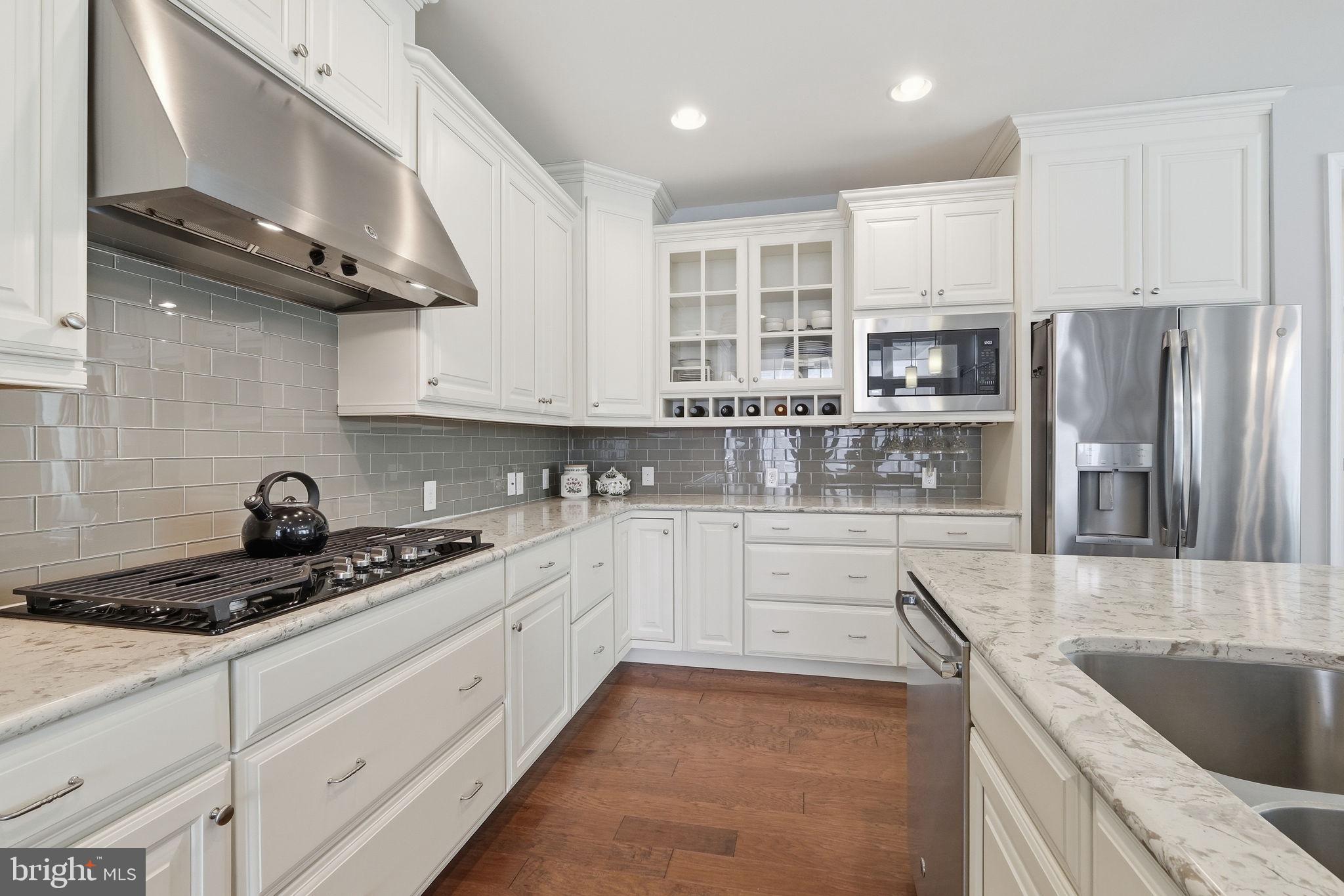 BAYSIDE - Residential