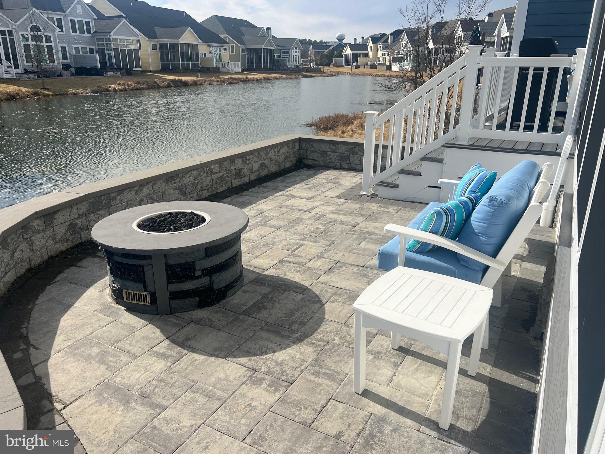 BAYSIDE - Residential