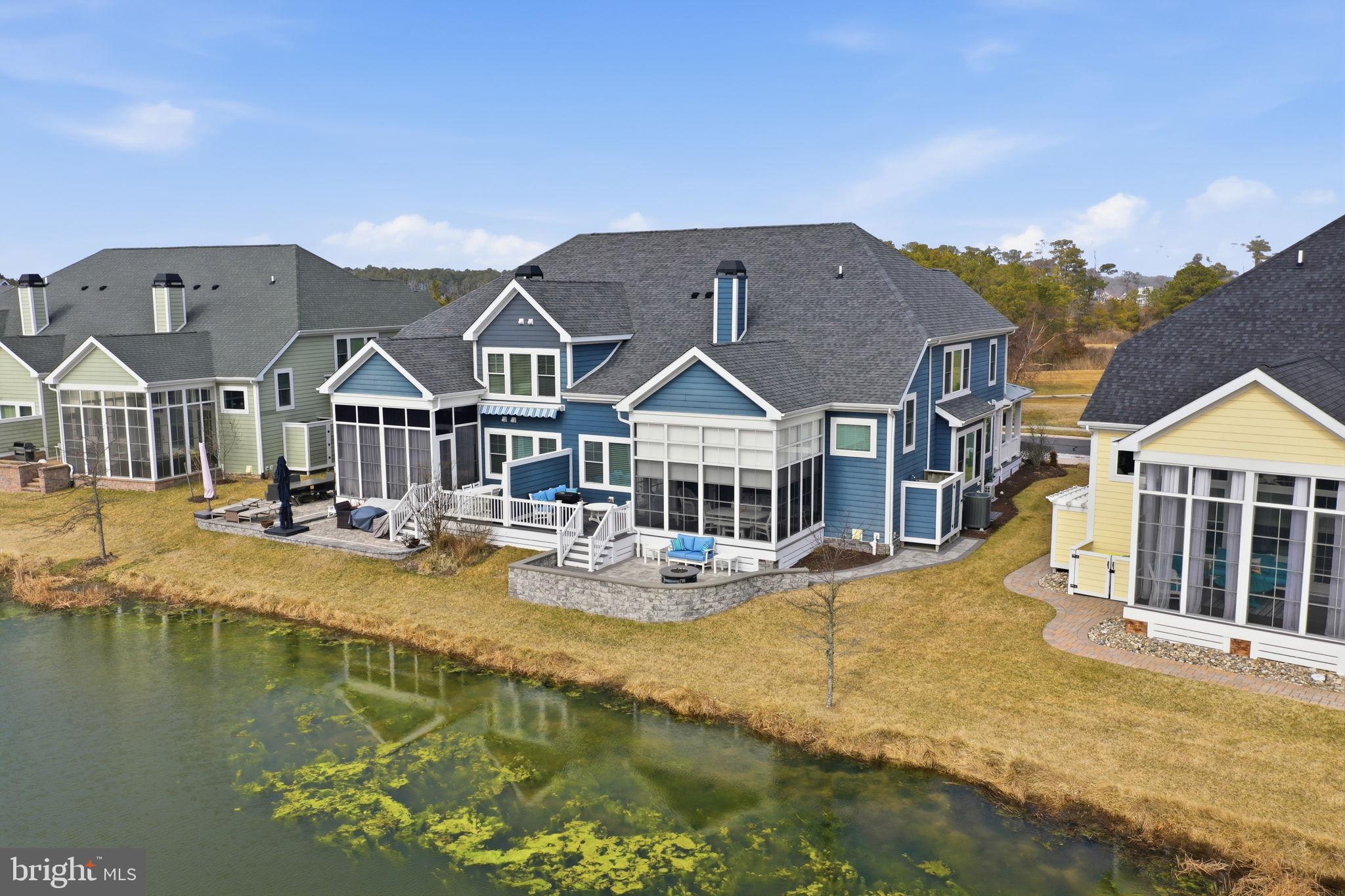 BAYSIDE - Residential