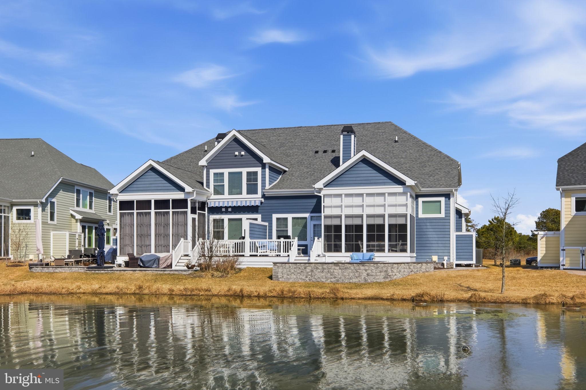 BAYSIDE - Residential