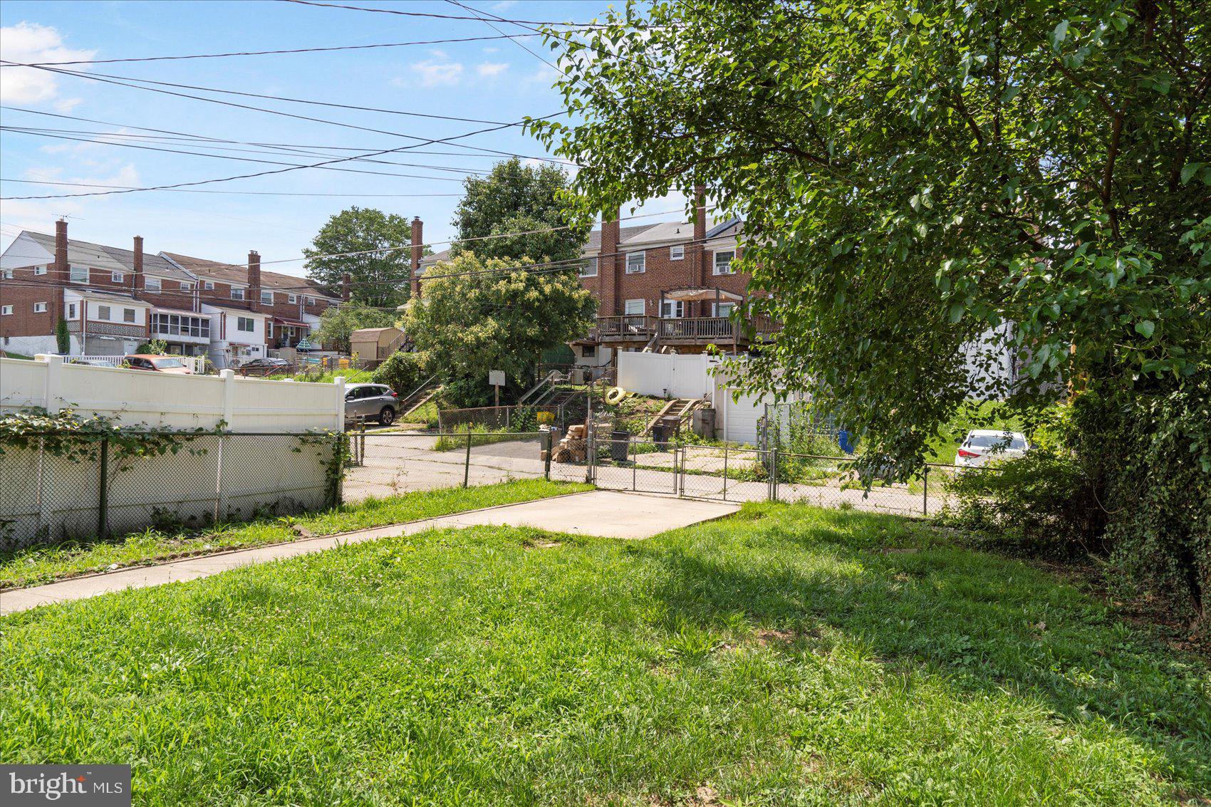 FRIENDSHIP GARDENS - Residential