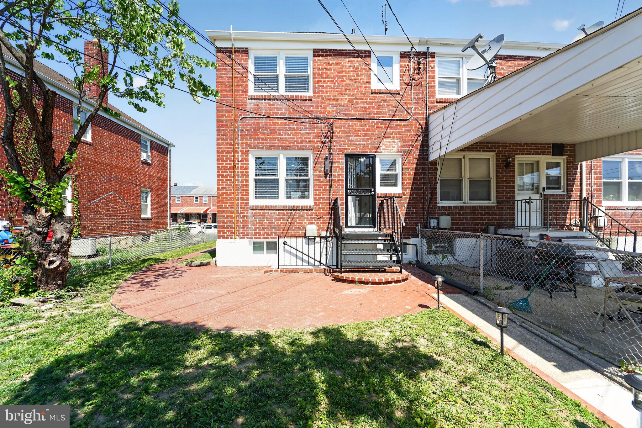 2128 REDTHORN