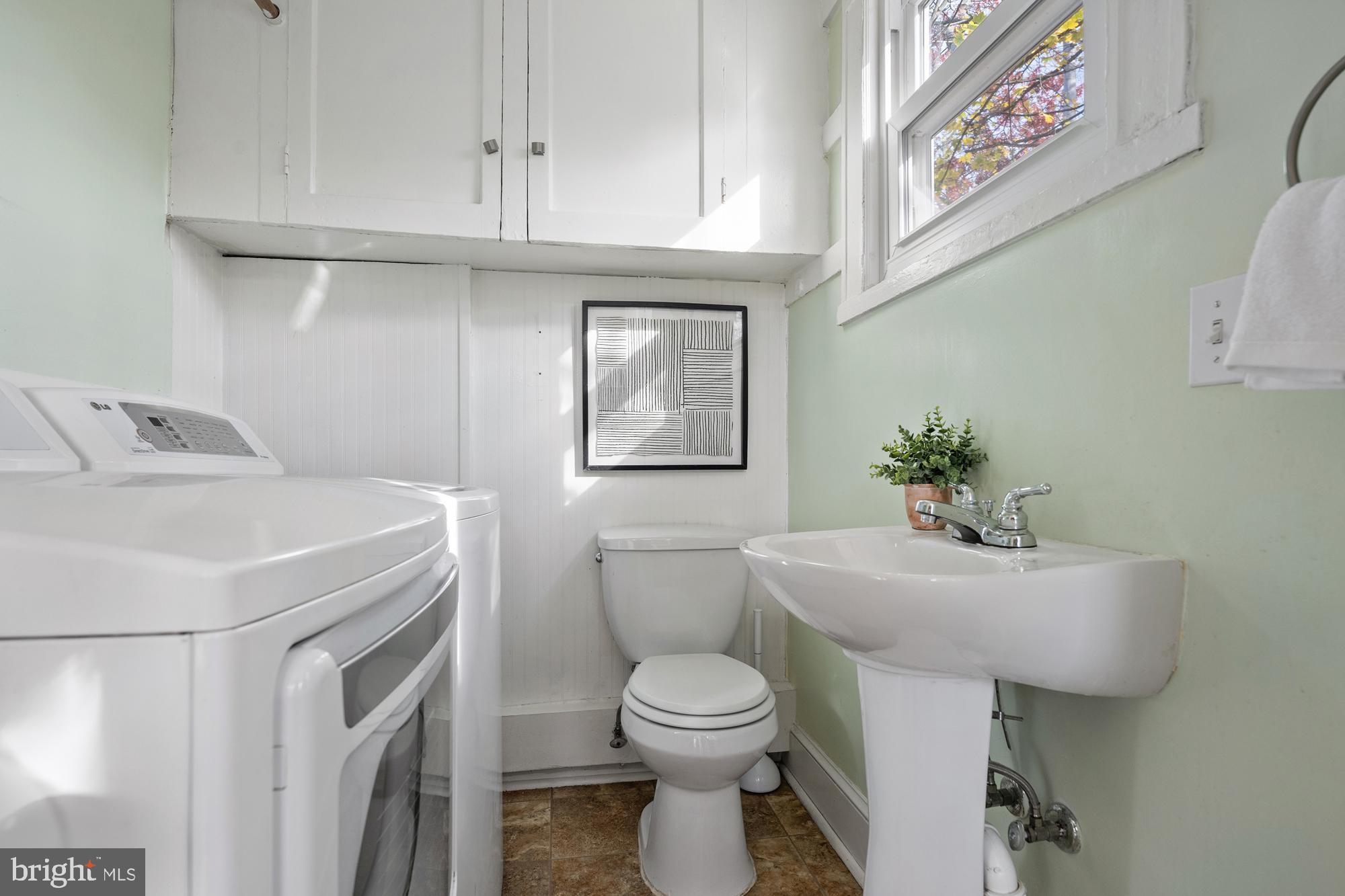 LAKE EVESHAM HISTORIC DISTRICT - Residential