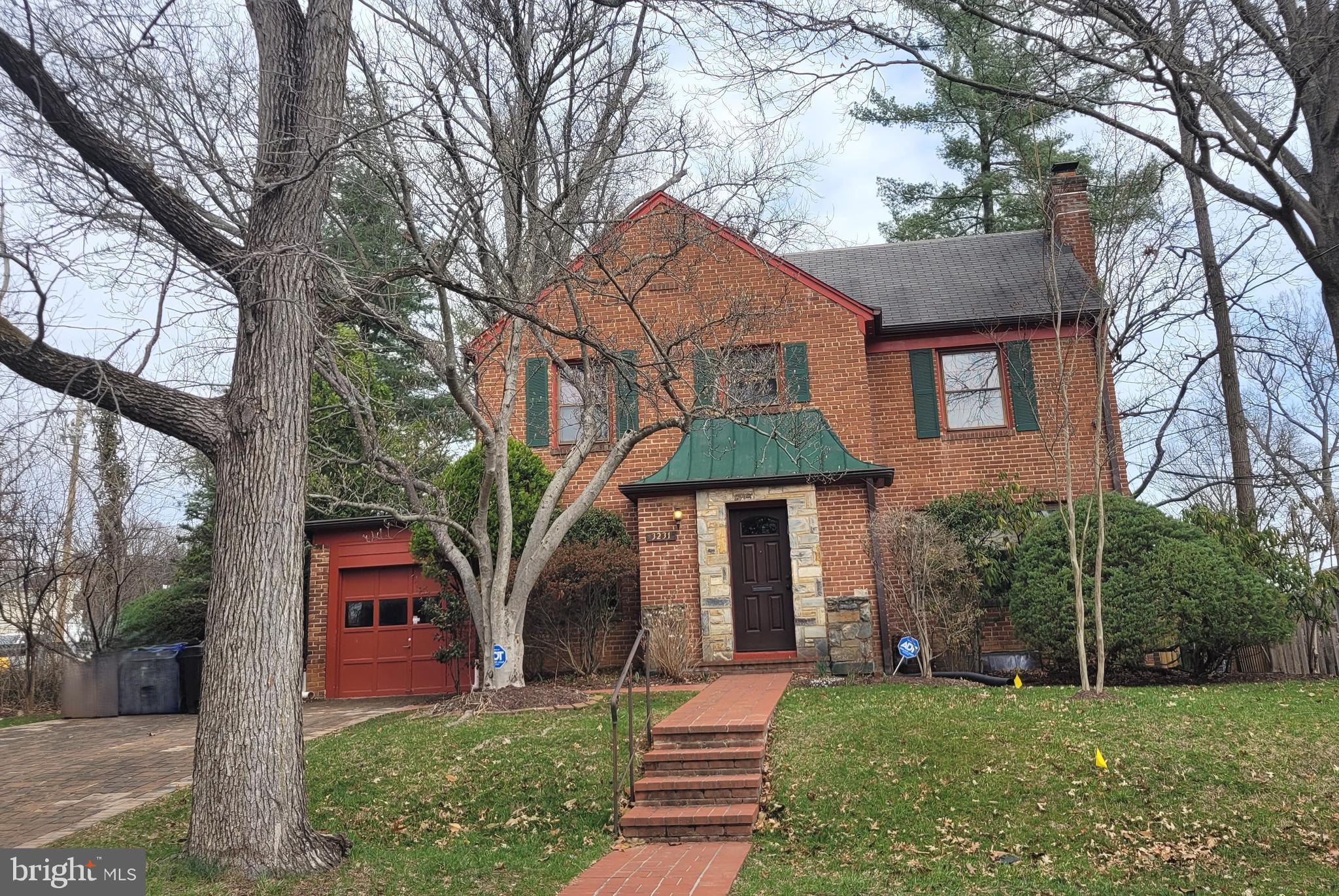 ROCK CREEK KNOLLS - Residential