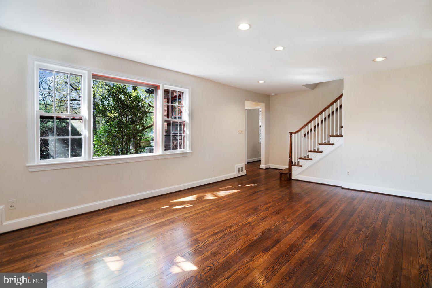 ROCK CREEK KNOLLS - Residential