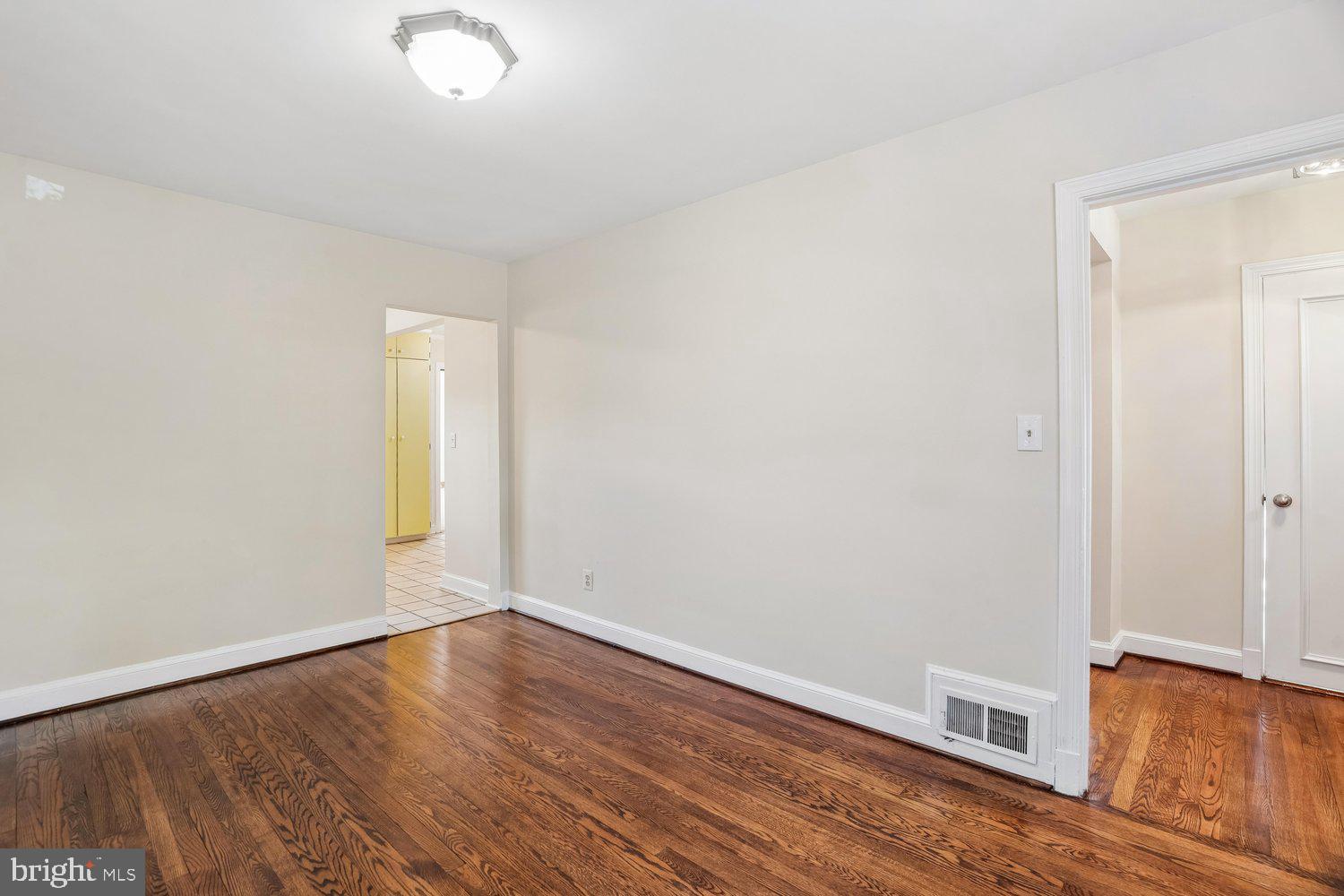 ROCK CREEK KNOLLS - Residential