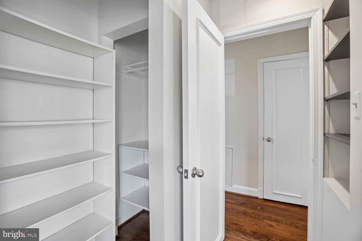 ROCK CREEK KNOLLS - Residential