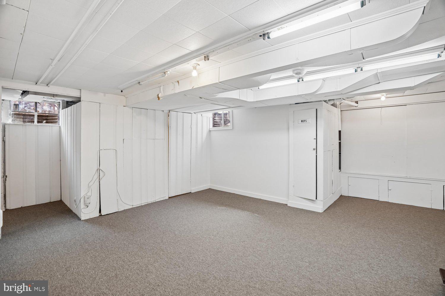 ROCK CREEK KNOLLS - Residential