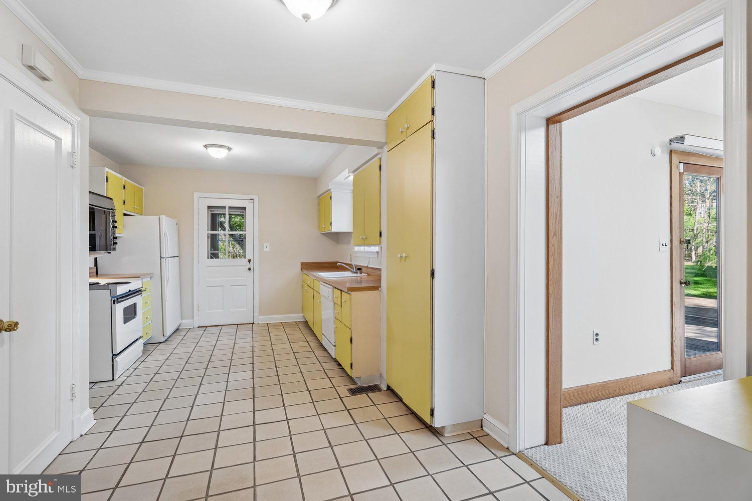 ROCK CREEK KNOLLS - Residential