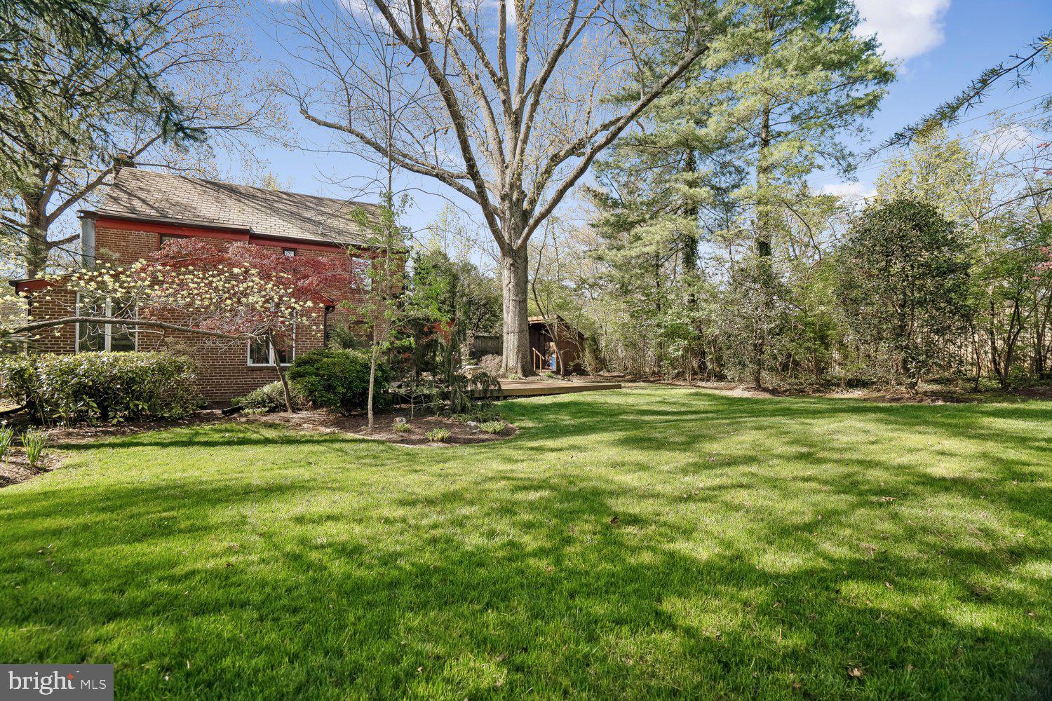 ROCK CREEK KNOLLS - Residential