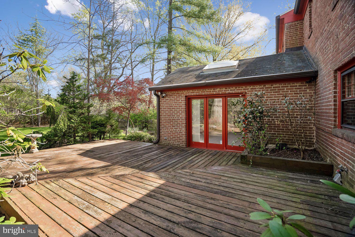 ROCK CREEK KNOLLS - Residential