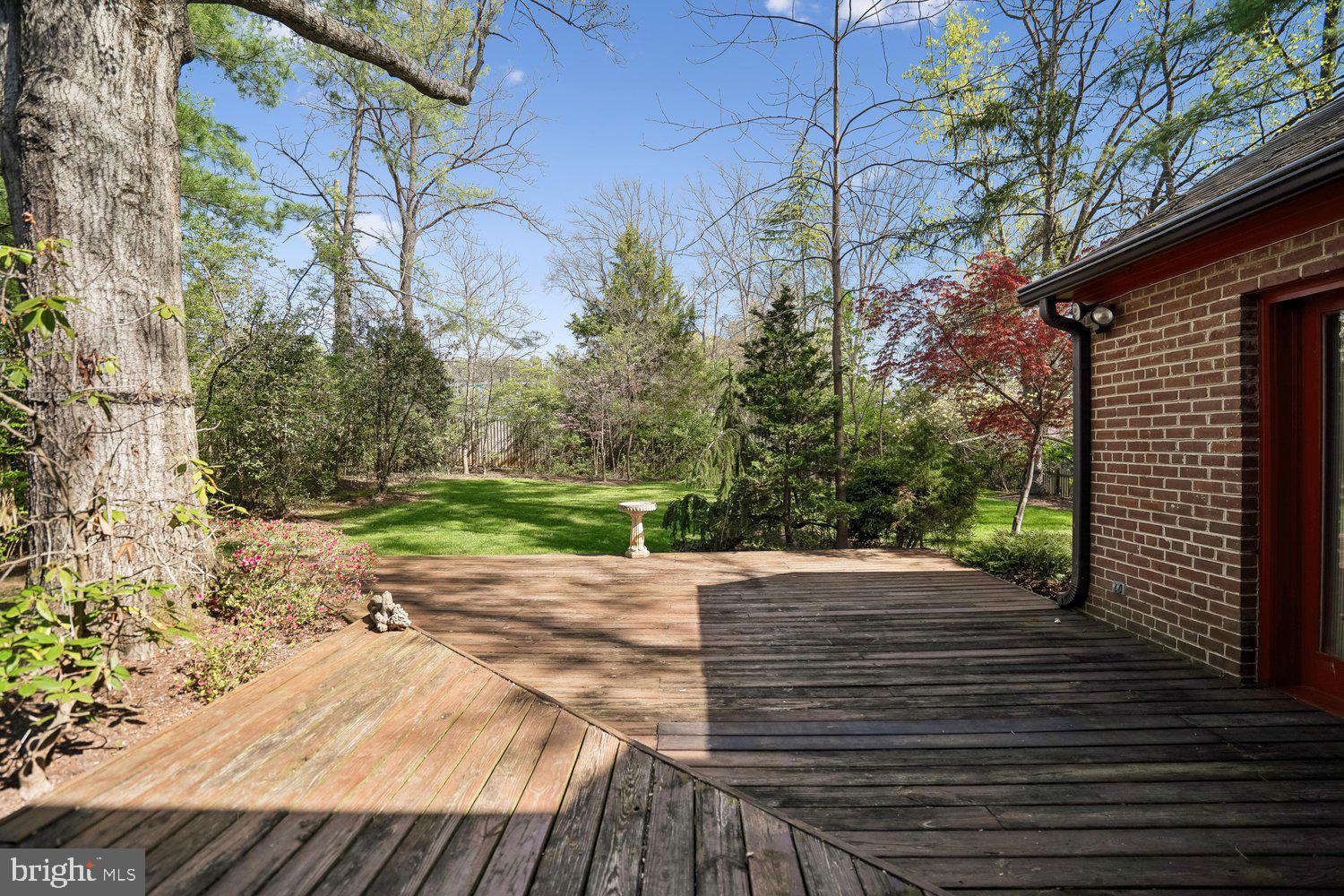 ROCK CREEK KNOLLS - Residential