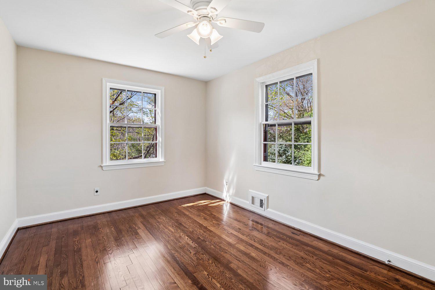 ROCK CREEK KNOLLS - Residential