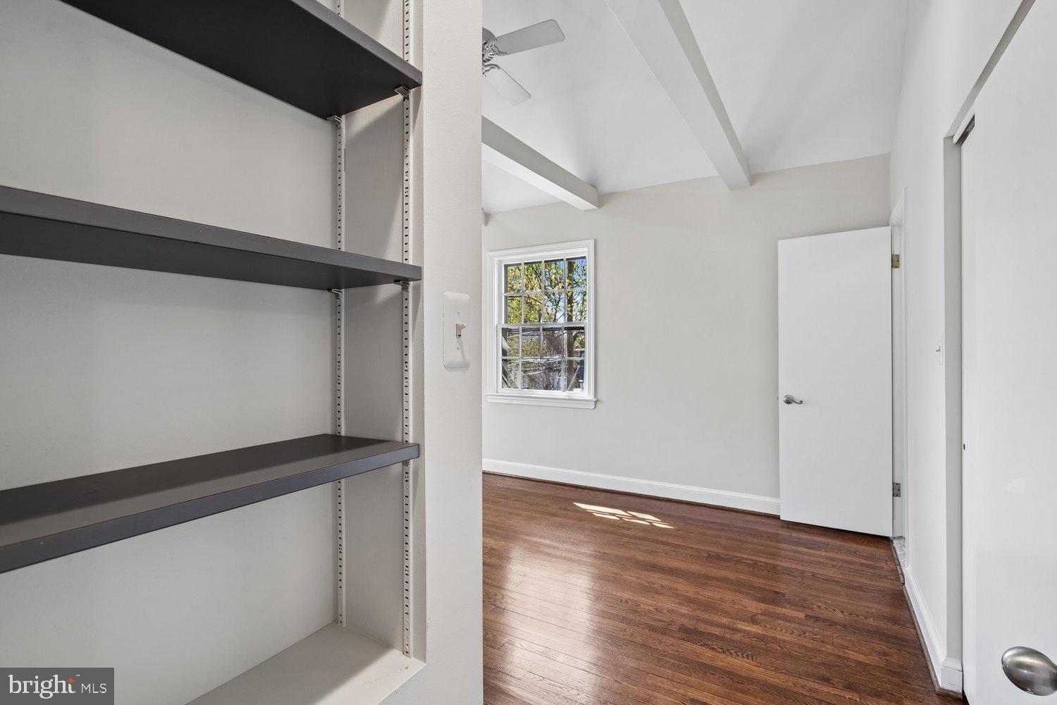 ROCK CREEK KNOLLS - Residential