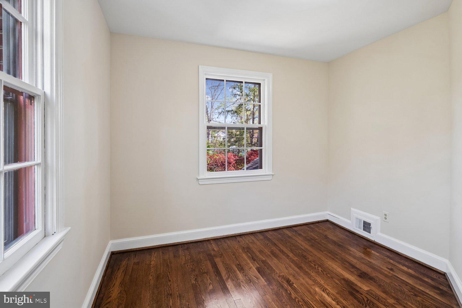 ROCK CREEK KNOLLS - Residential