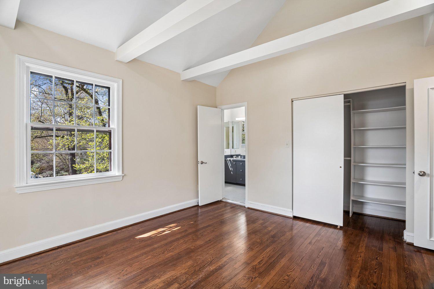 ROCK CREEK KNOLLS - Residential