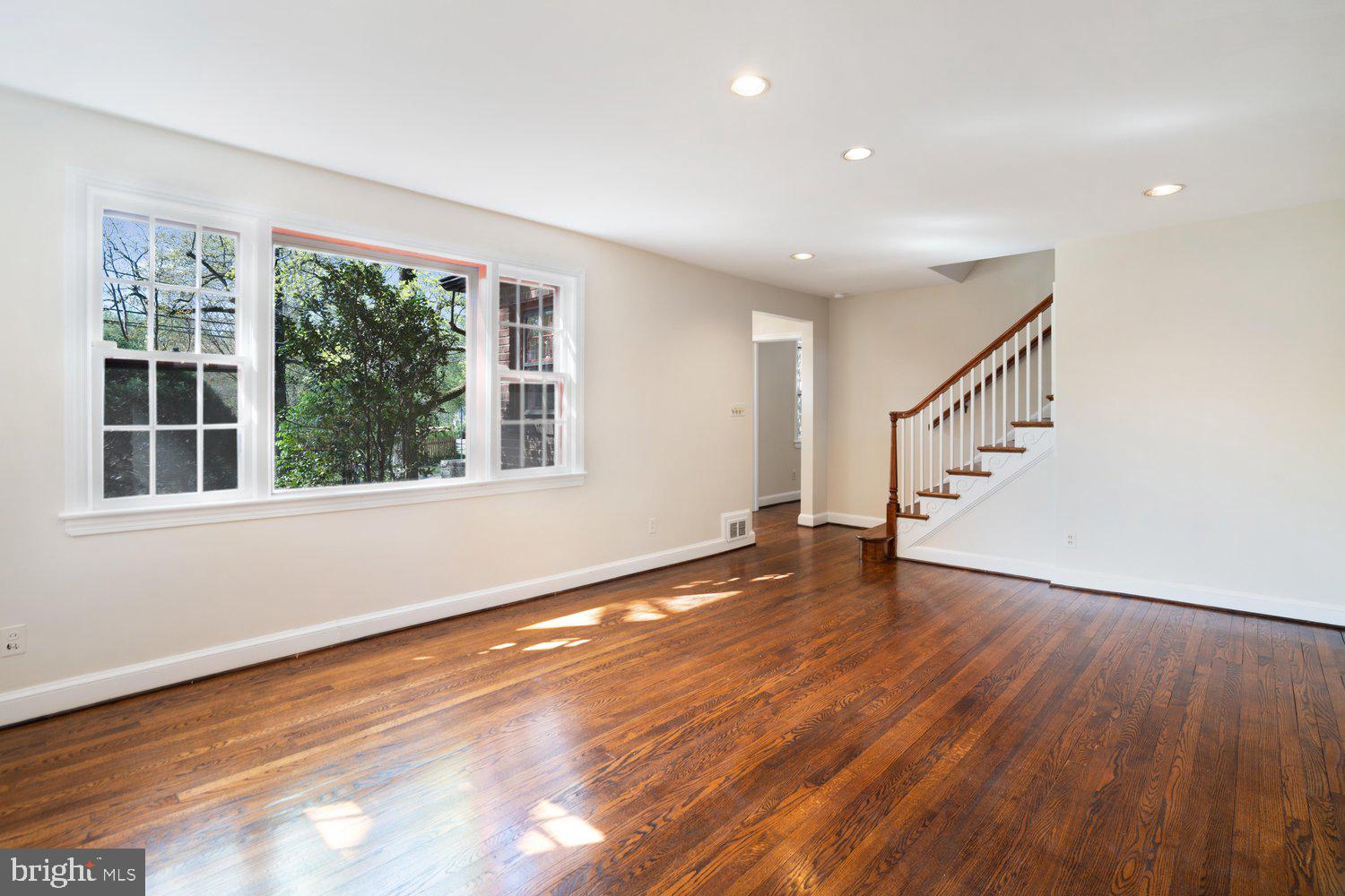 ROCK CREEK KNOLLS - Residential