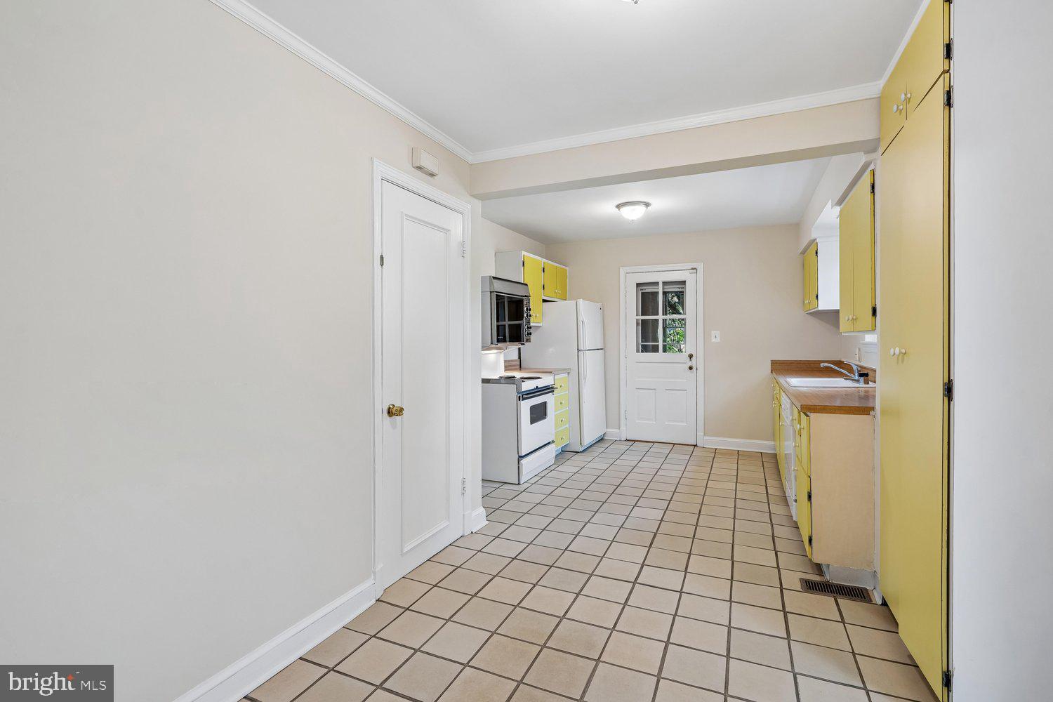 ROCK CREEK KNOLLS - Residential