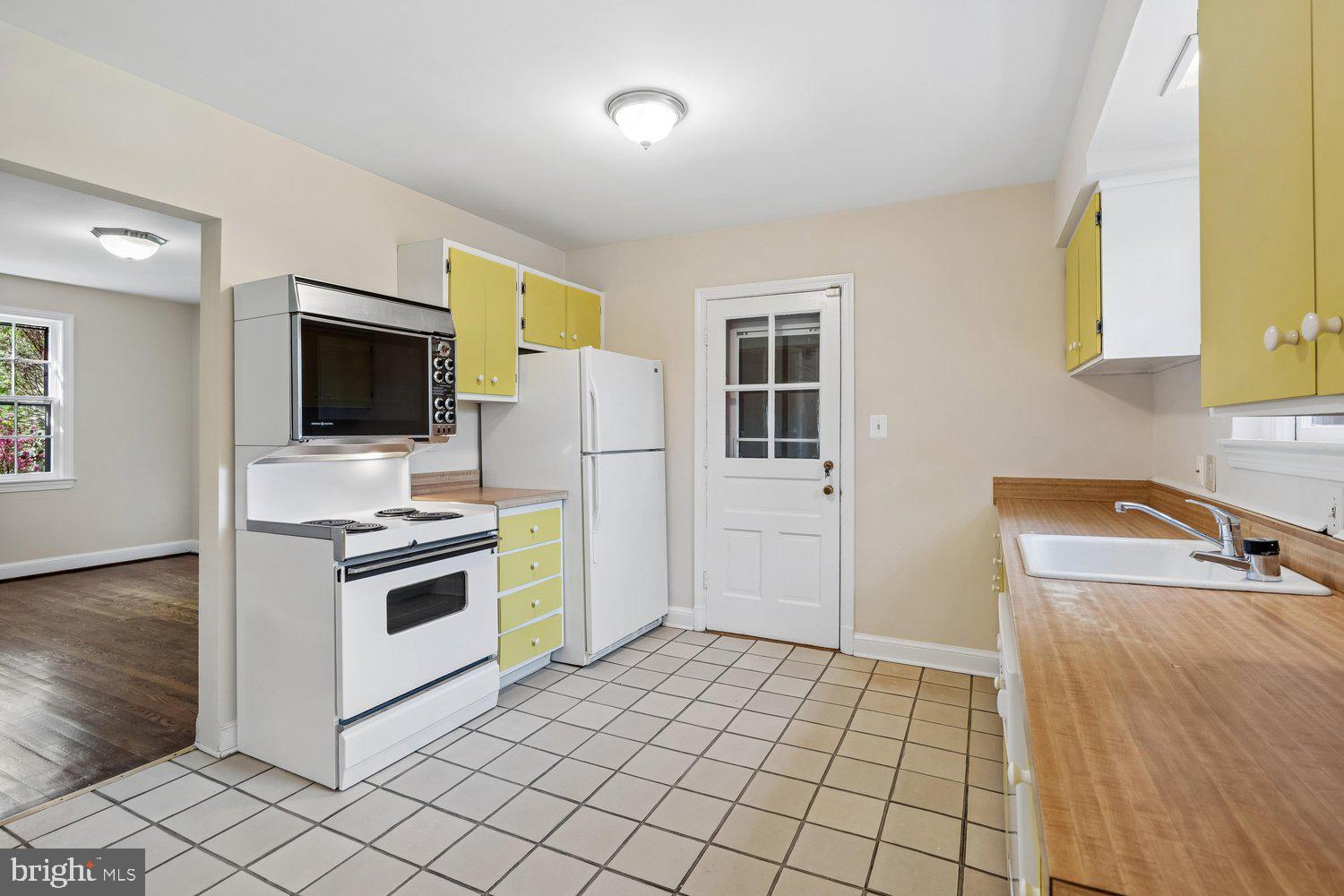 ROCK CREEK KNOLLS - Residential