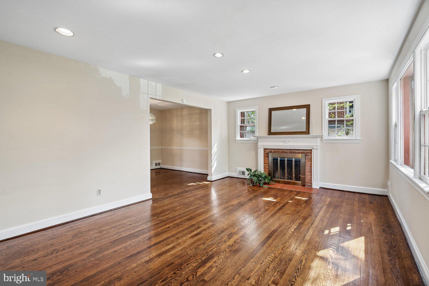 ROCK CREEK KNOLLS - Residential