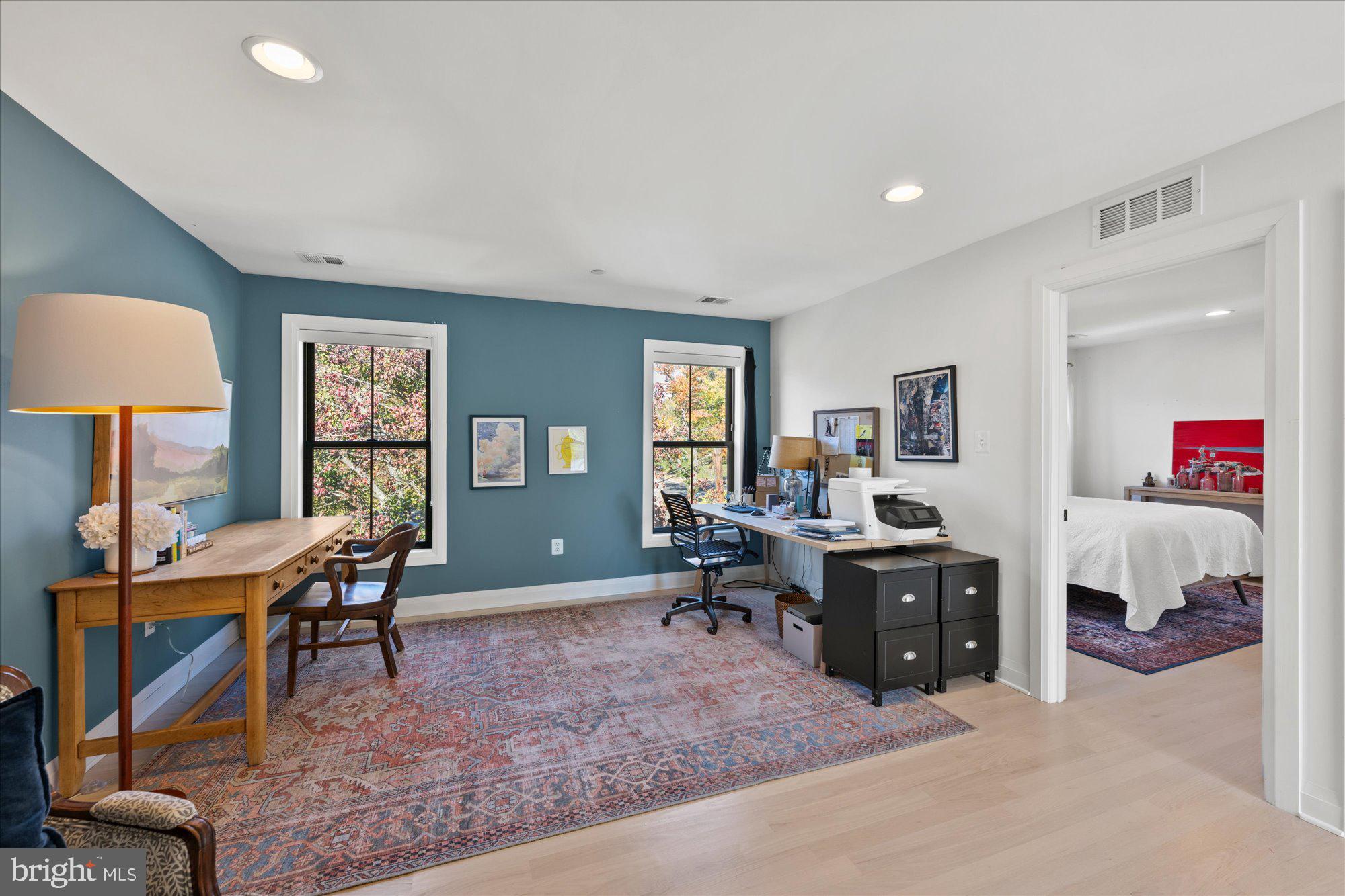 AMERICAN UNIVERSITY PARK - Residential