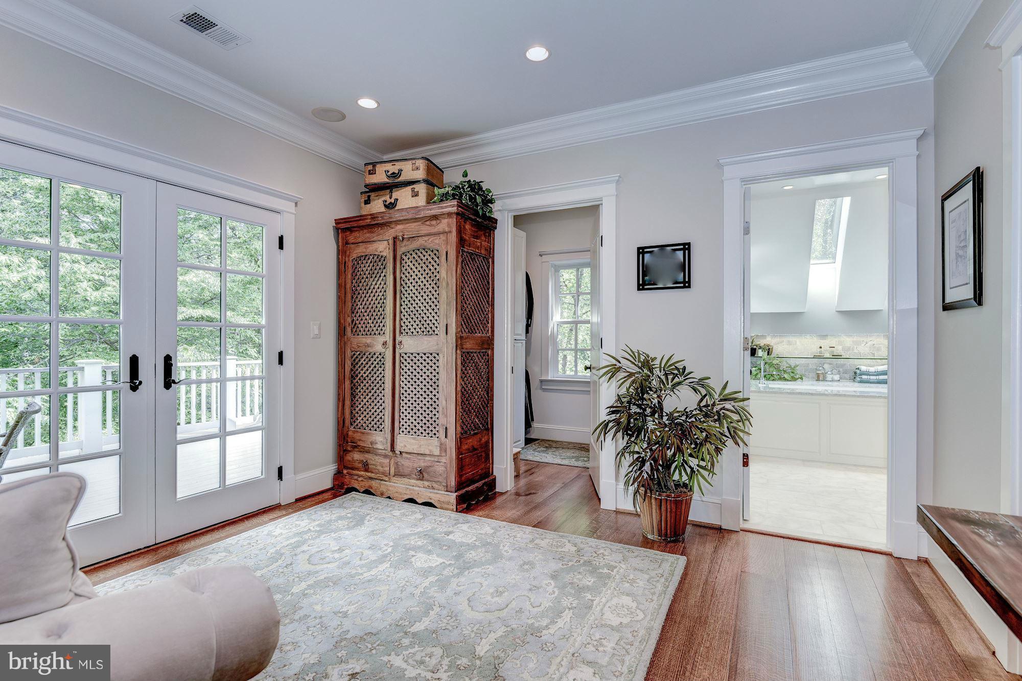 WRENNWOOD - Residential