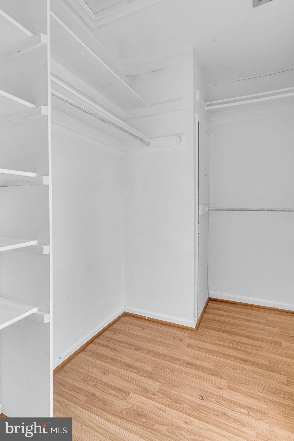 WINDGATE - Residential