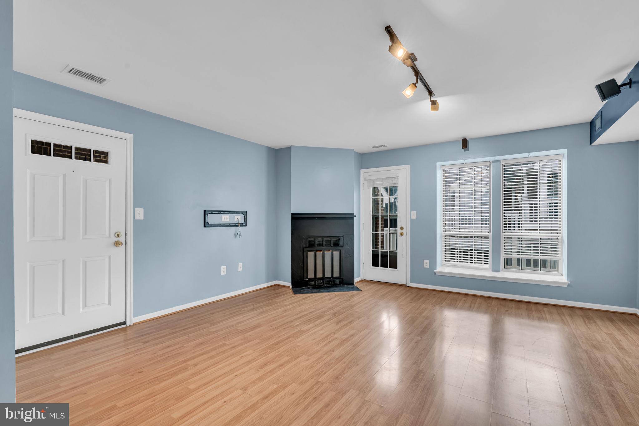 WINDGATE - Residential