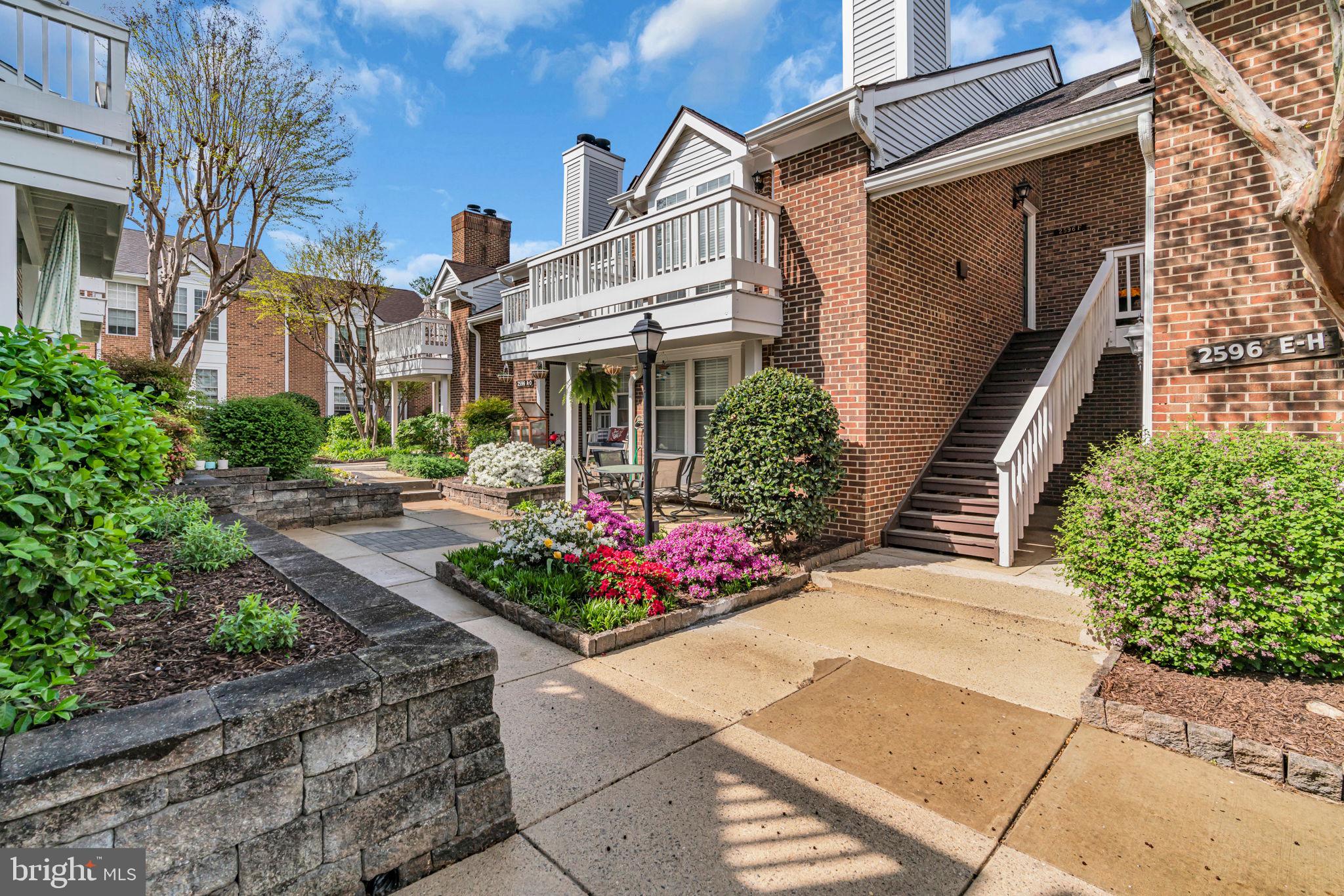 WINDGATE - Residential