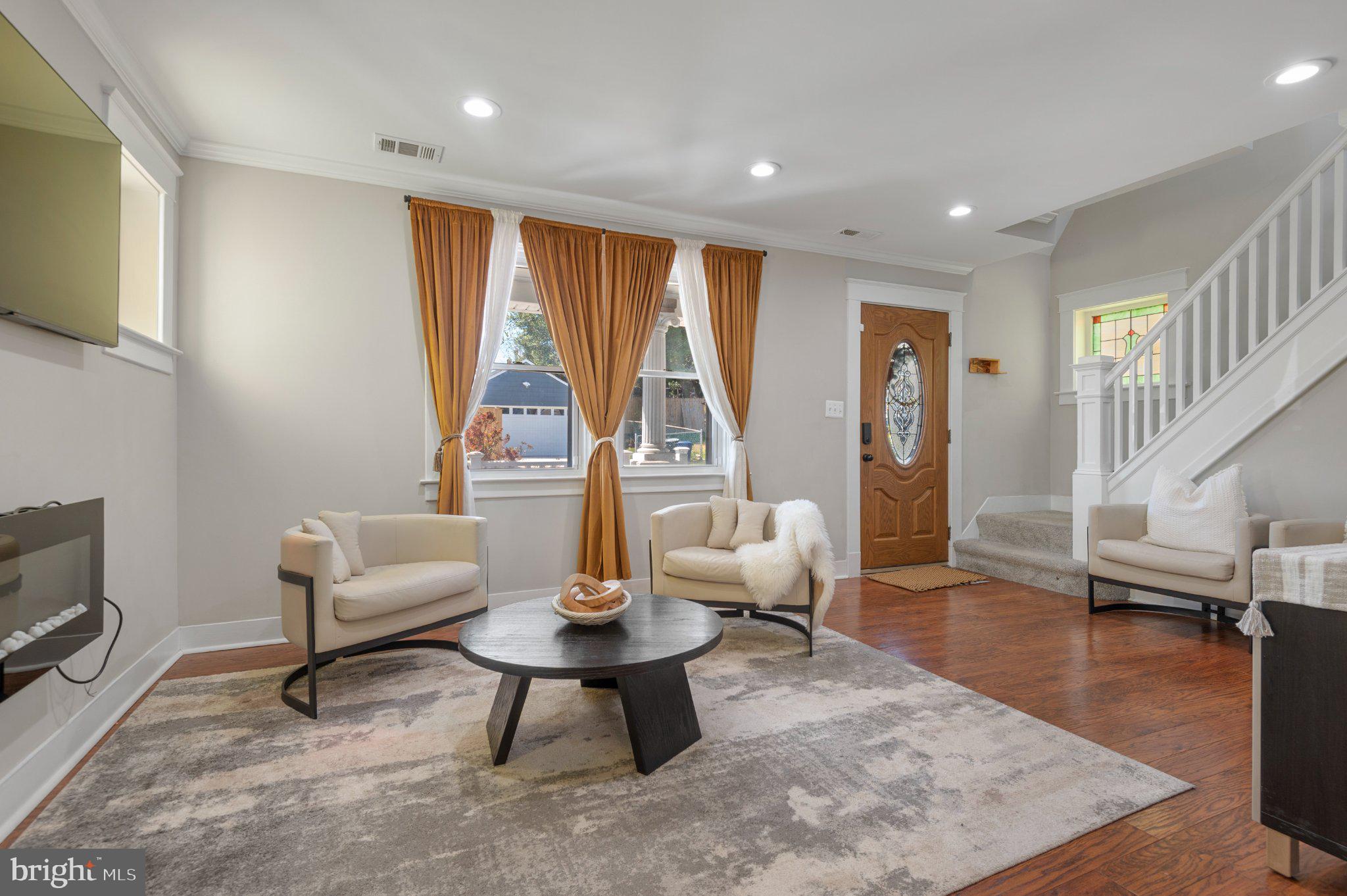 EAST VIEW - Residential