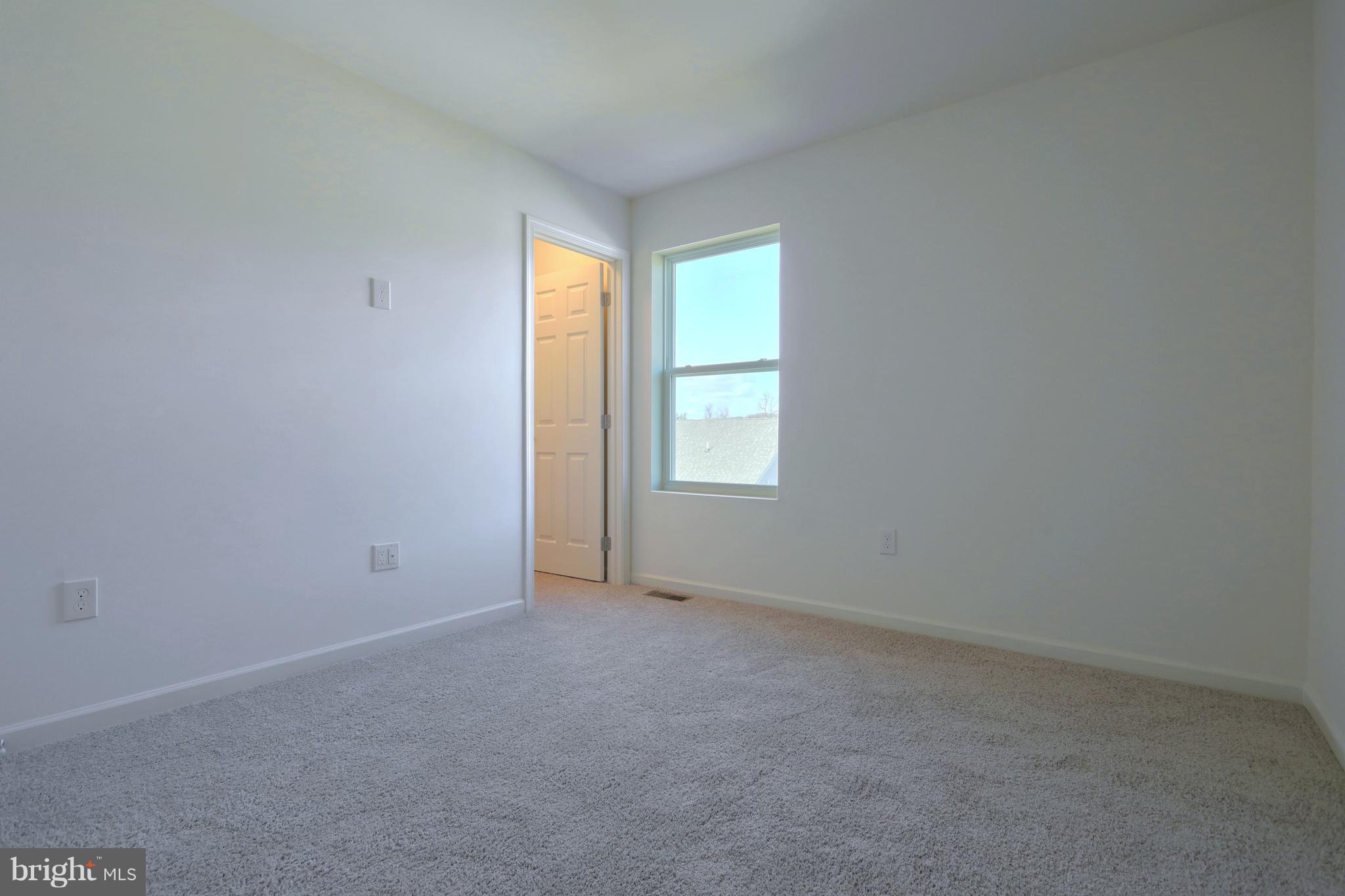THE VIEWS AT BRIDGEWATER - Residential