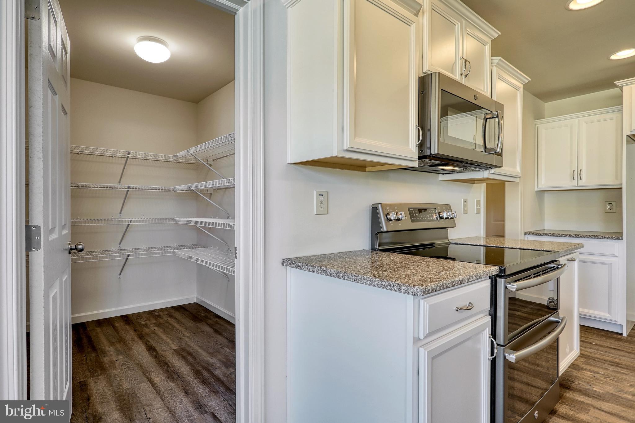 THE VIEWS AT BRIDGEWATER - Residential