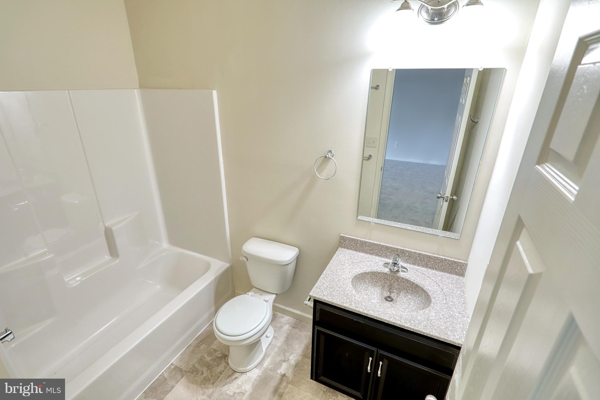 THE VIEWS AT BRIDGEWATER - Residential