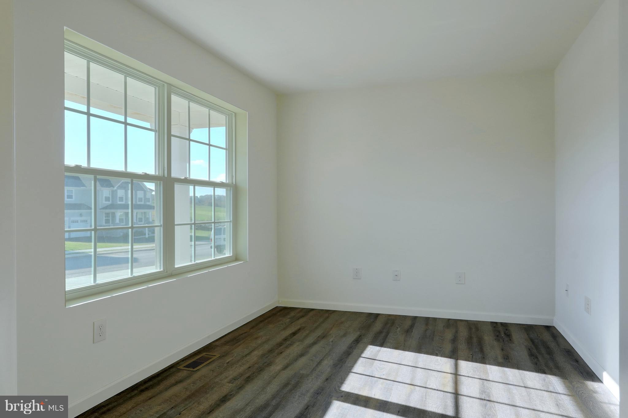 THE VIEWS AT BRIDGEWATER - Residential