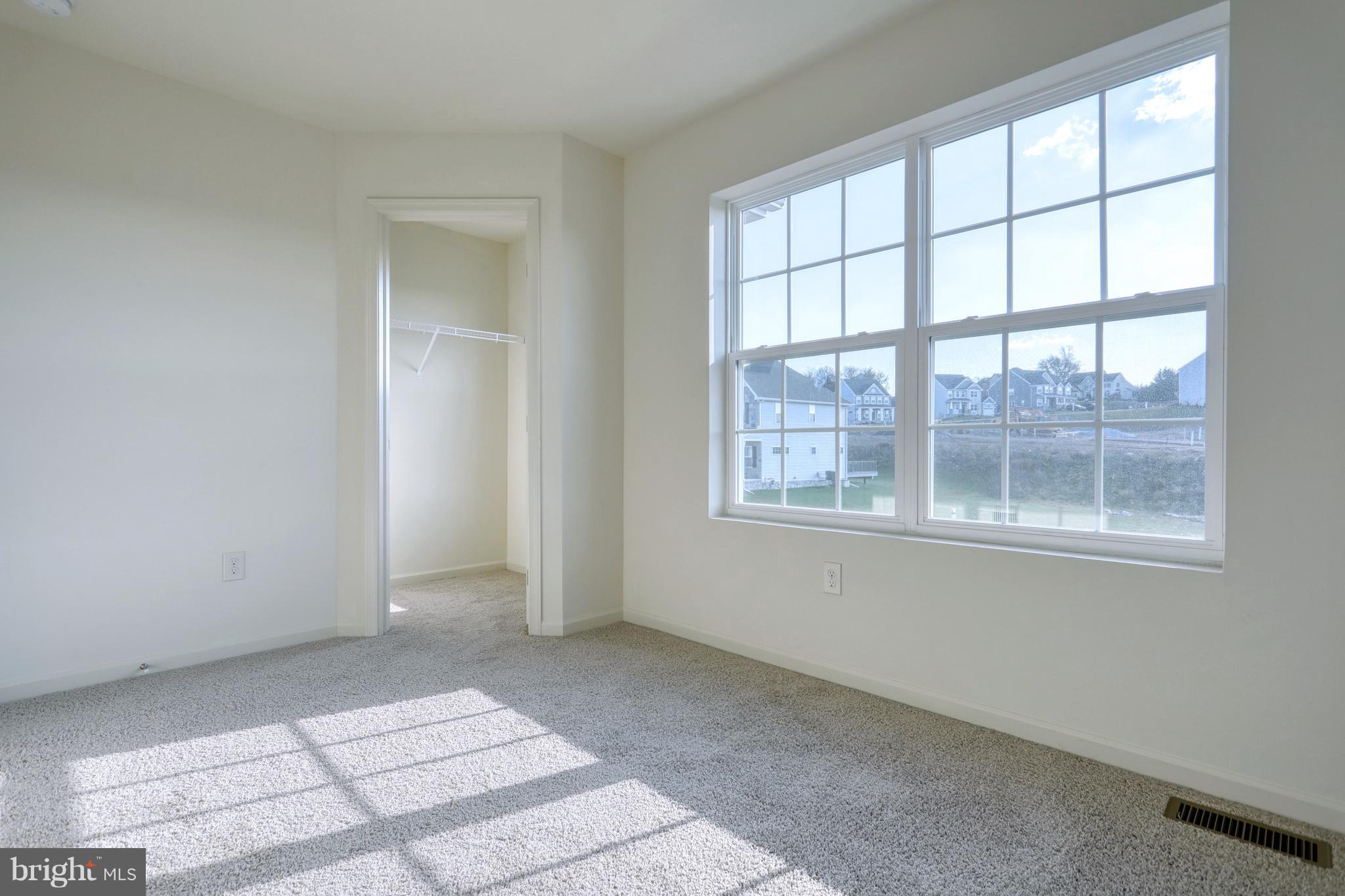 THE VIEWS AT BRIDGEWATER - Residential
