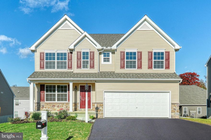 Come home to the Brentwood Heritage! The charming elevation gives way to a beautiful open floorplan inside. Just in the foyer, there is a study to the left before continuing into the main living area. The Family Room opens up to the Classic Kitchen, complete with eat-in island, walk-in pantry, and Dining Area. Entry area off the Kitchen provides access to powder room, closet, and 2 car garage. Upstairs, the large Owner's Suite has 2 walk-in closets and private bath with dual vanities. 3 additional bedrooms, all with walk-in closets, a full bath, and conveniently laundry room complete the second floor. Finished walk-out basement has third full bath and sliding doors to backyard. Price shown includes all applicable incentives when using a Keystone Custom Homes preferred lender.