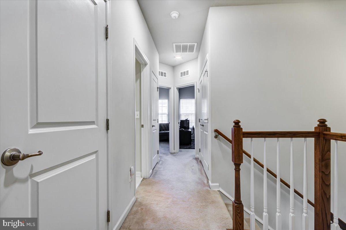 BRIARWOOD - Residential Lease