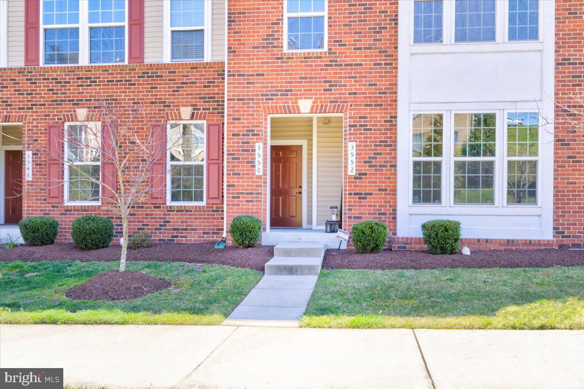 BRIARWOOD - Residential Lease