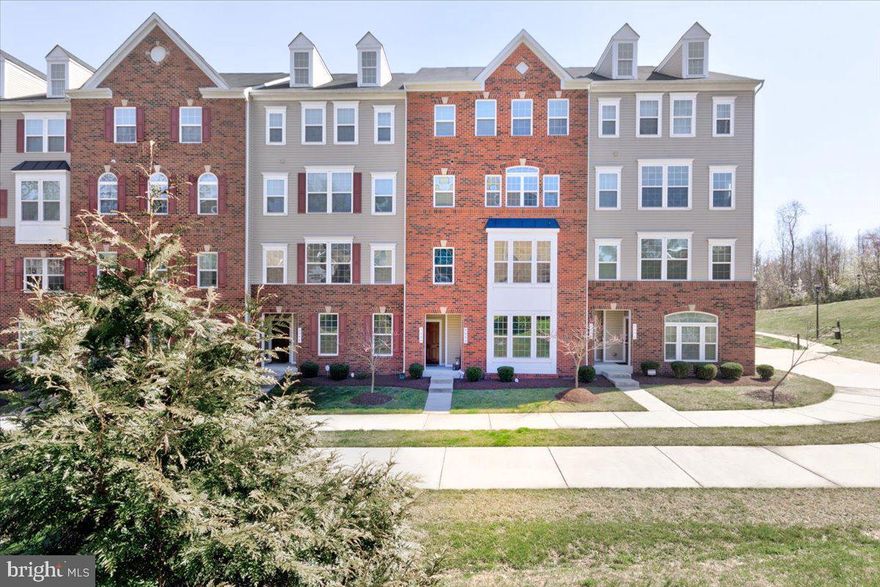 Immaculate 2-level Picasso Model condo offering over 2,400 sq. ft. of spacious living. This beautifully maintained home features 3 bedrooms, 2.5 baths, and an open, modern layout with numerous upgrades throughout.

Highlights include a gourmet kitchen with granite countertops, double wall ovens, gas range, stainless steel appliances, upgraded white cabinetry, and improved lighting in the kitchen/dining area. Additional upgrades include enhanced railings, upgraded hardwood flooring on the upper level, and a fully finished garage.

The luxury primary suite includes a sitting room, two walk-in closets, and a spacious primary bath—perfect for relaxation and privacy.

Prime location with easy access to I-95, Route 1, Quantico, and walking distance to Dumfries Park & Ride and Rosie’s Resort Casino. Minutes to major shopping, dining, and entertainment including Walmart, IHOP, Subway, and Chick-fil-A.

This exceptional condo offers incredible value, superior condition, and unmatched convenience. Welcome Home!