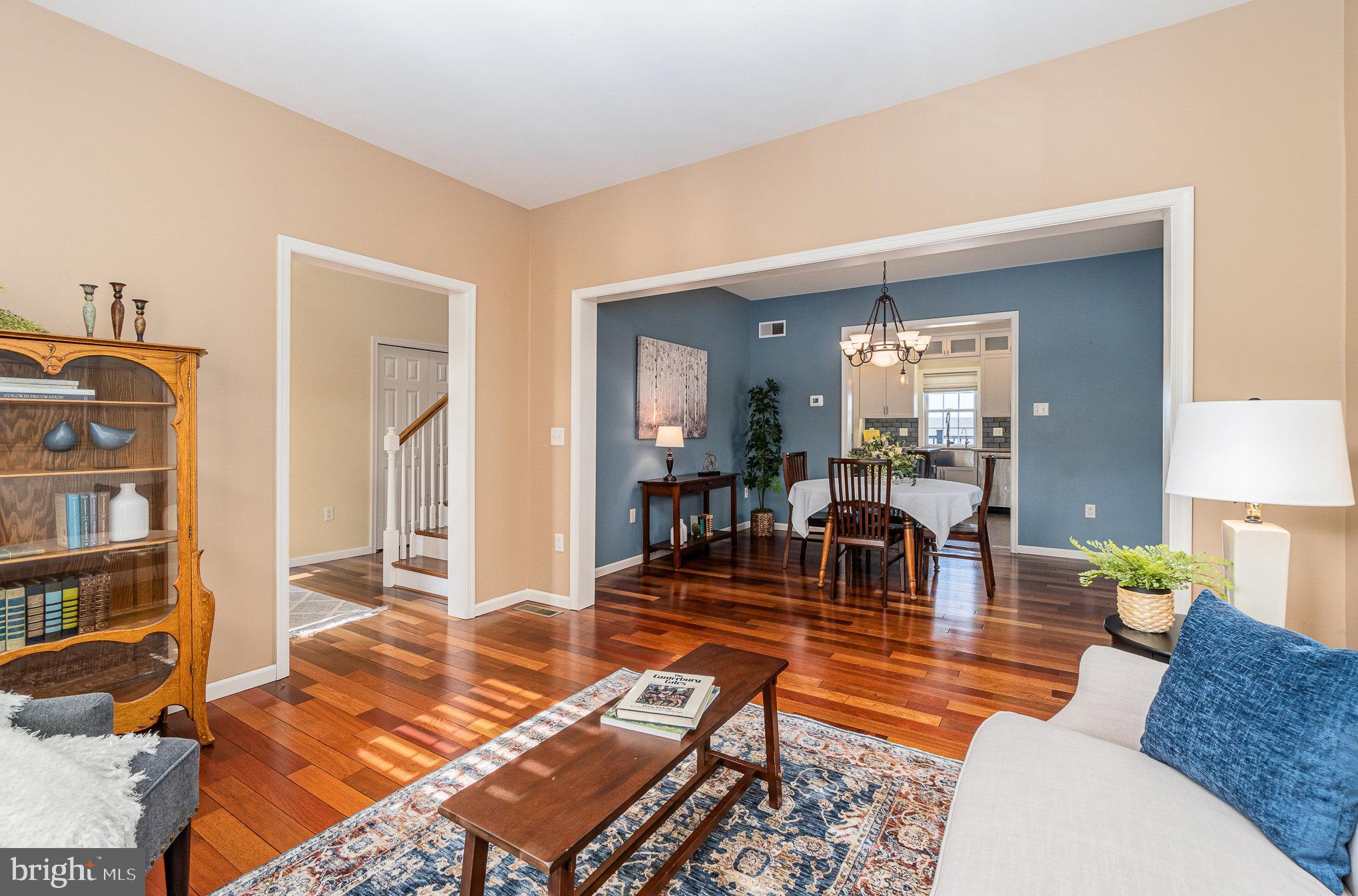 CARRIAGE HILL - Residential