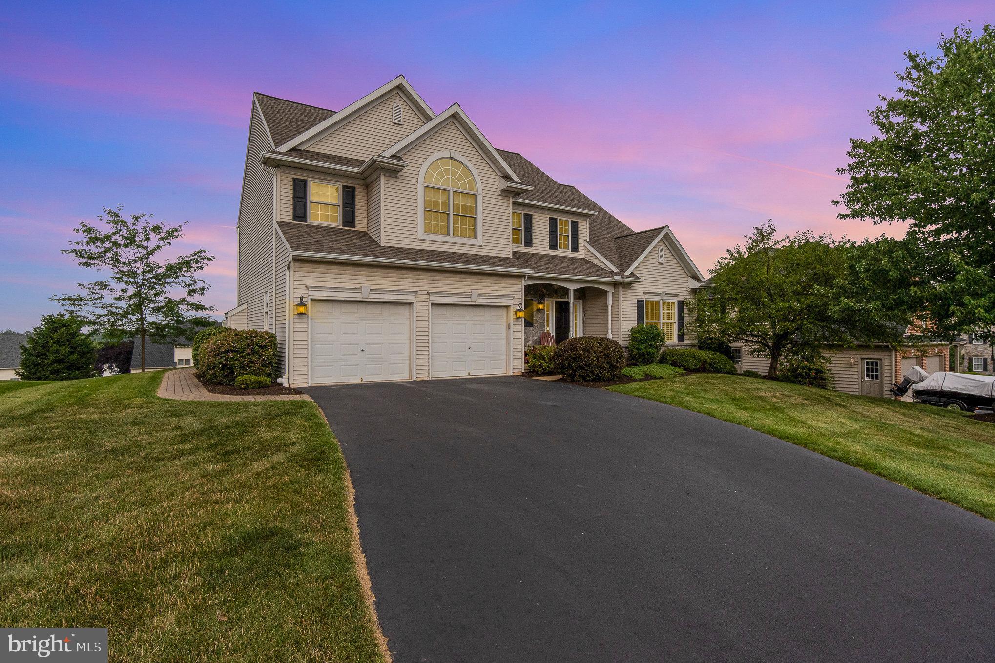 CARRIAGE HILL - Residential