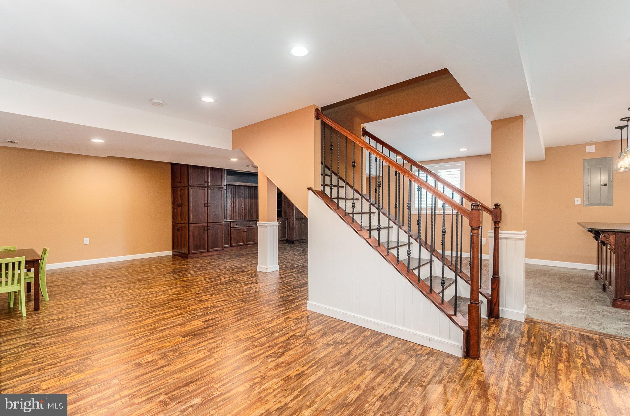 CARRIAGE HILL - Residential