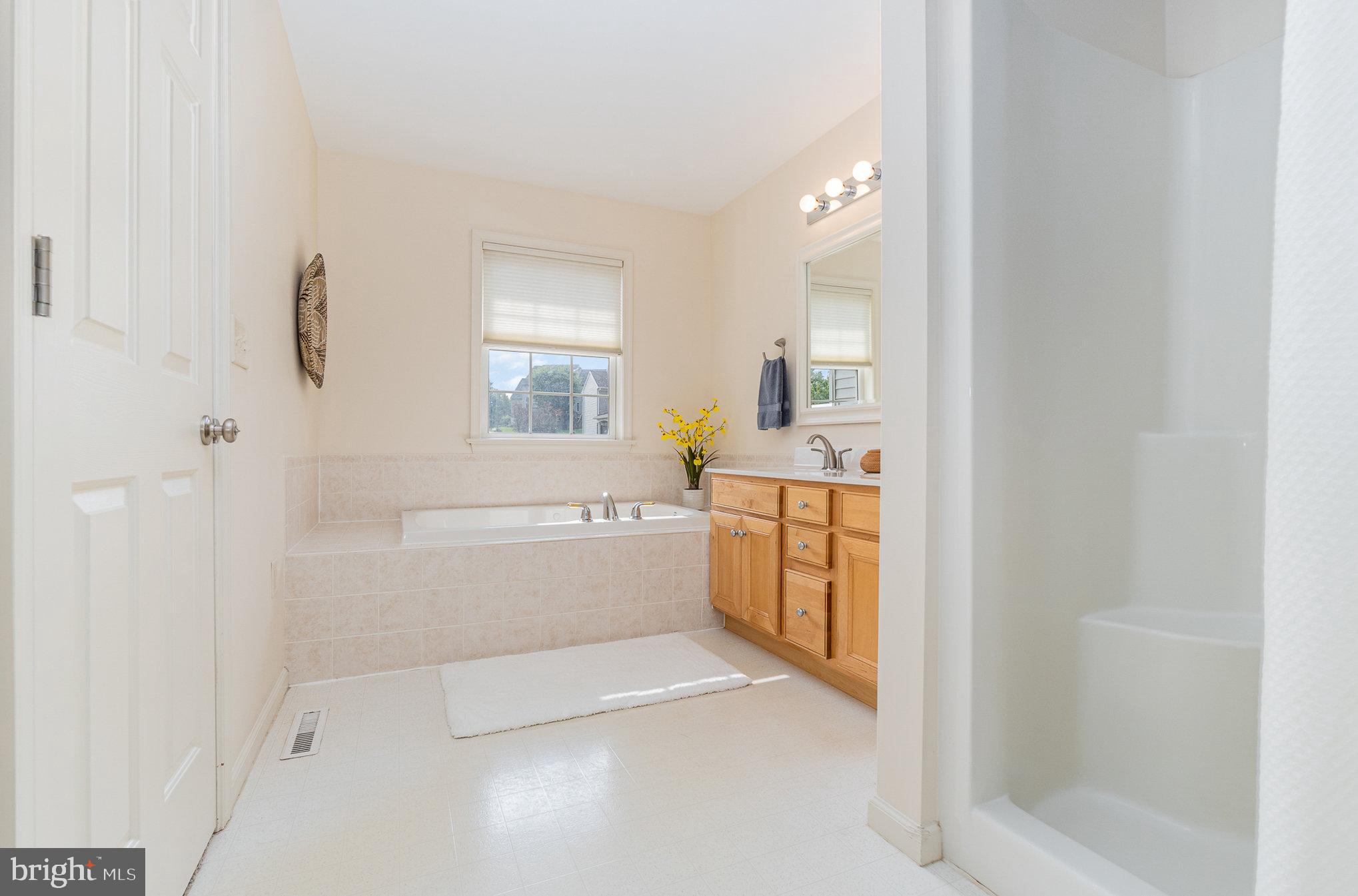 CARRIAGE HILL - Residential