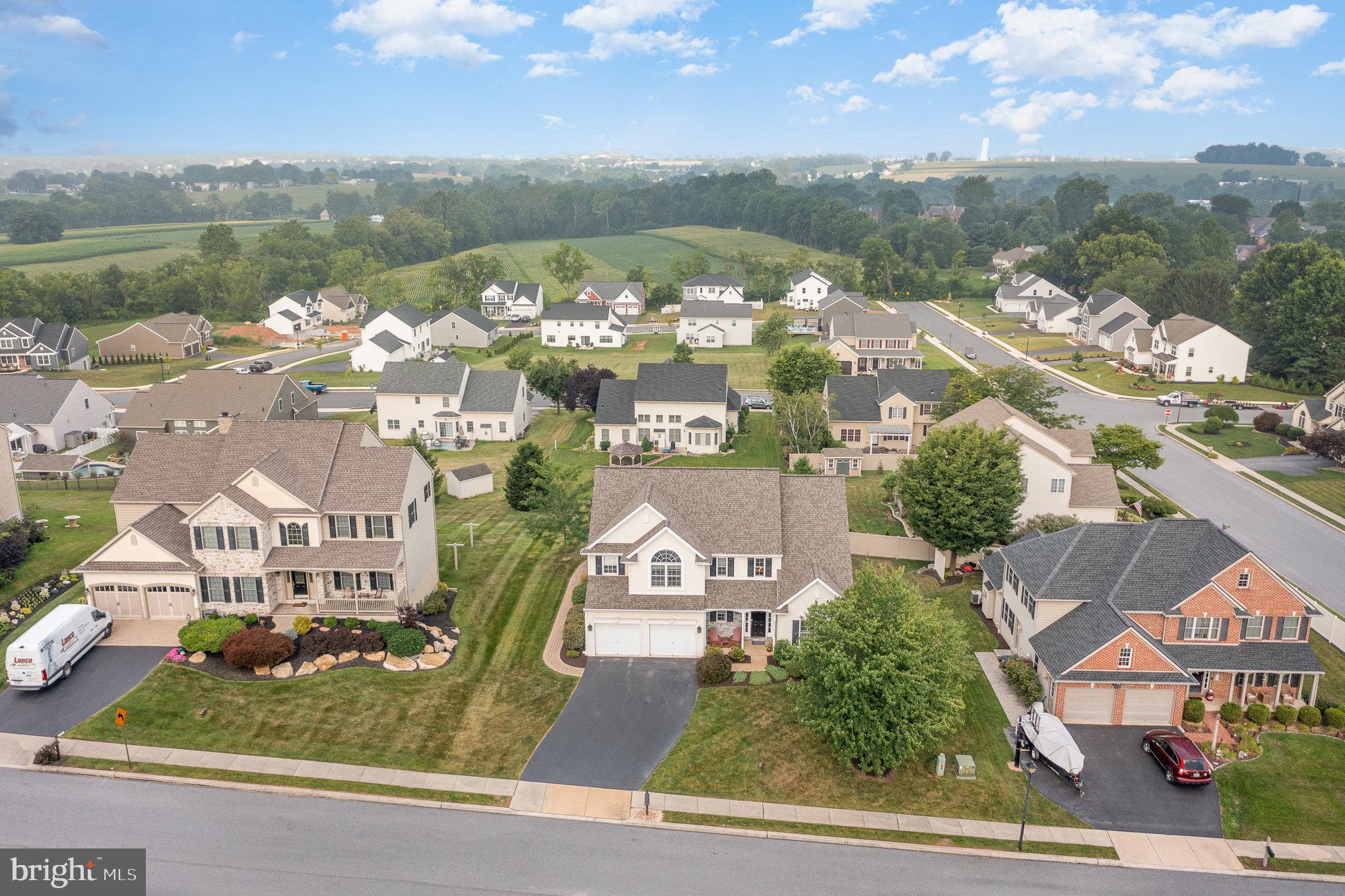 CARRIAGE HILL - Residential