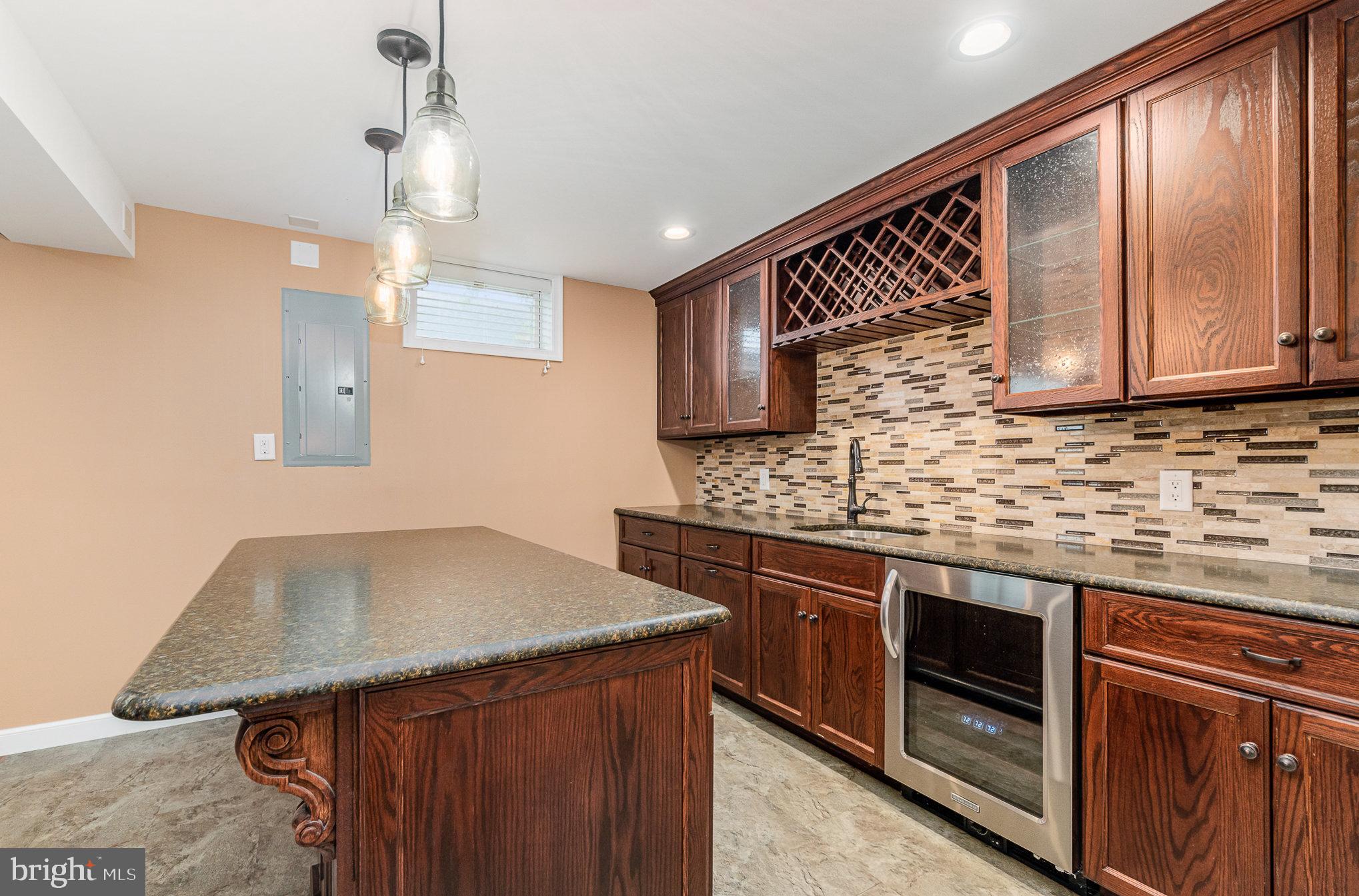 CARRIAGE HILL - Residential