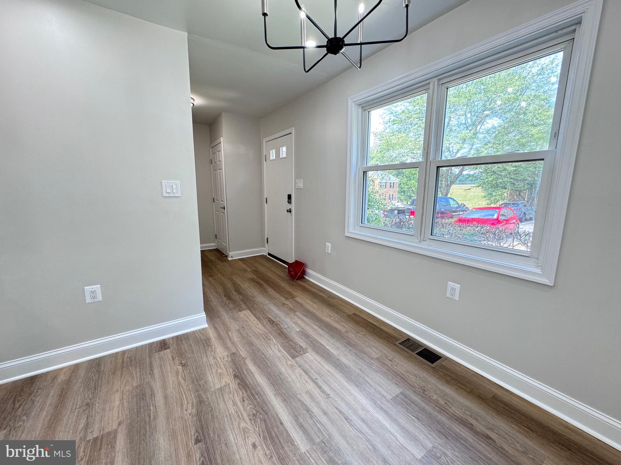 LAKEPOINTE - Residential Lease