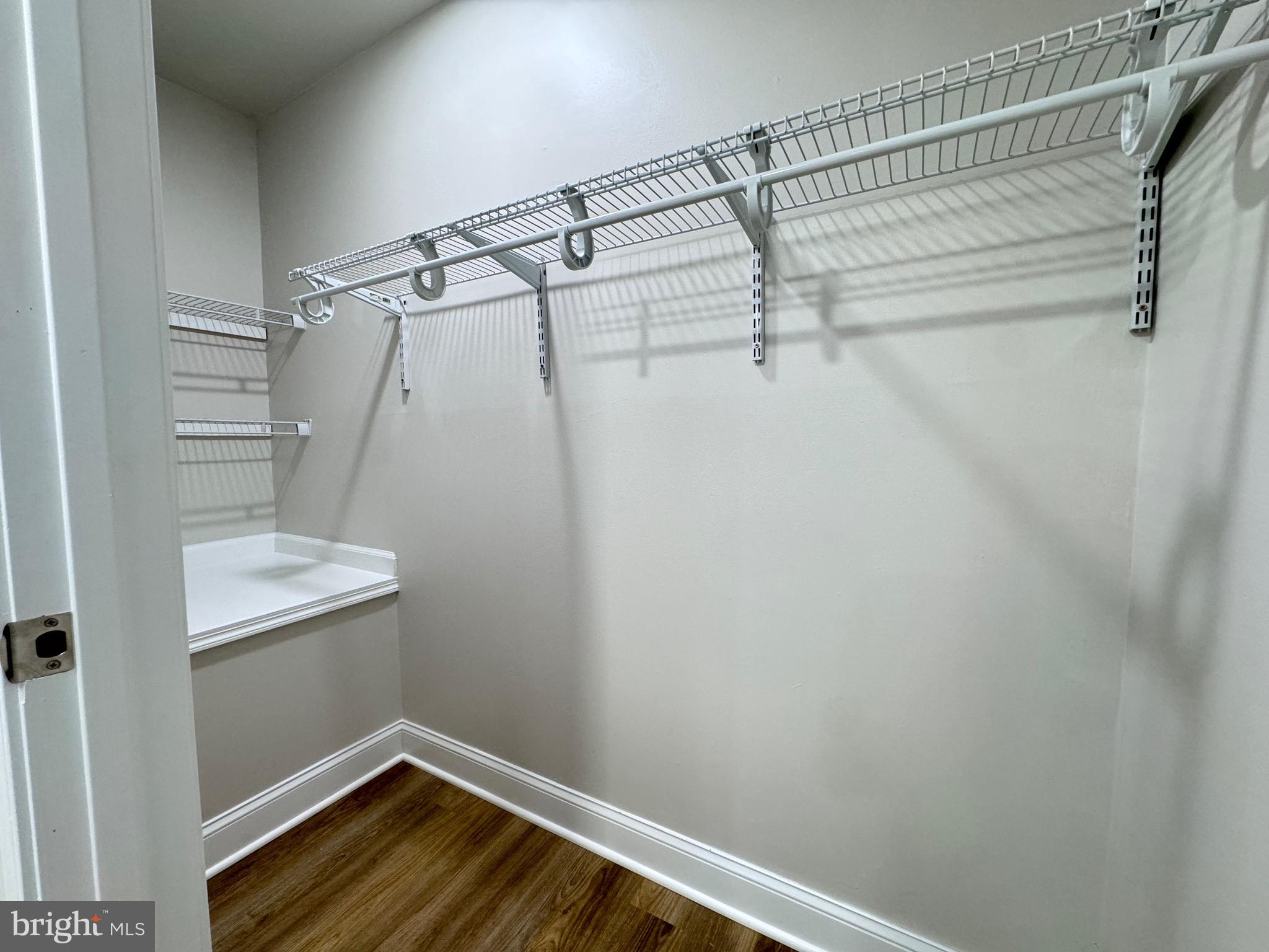 LAKEPOINTE - Residential Lease