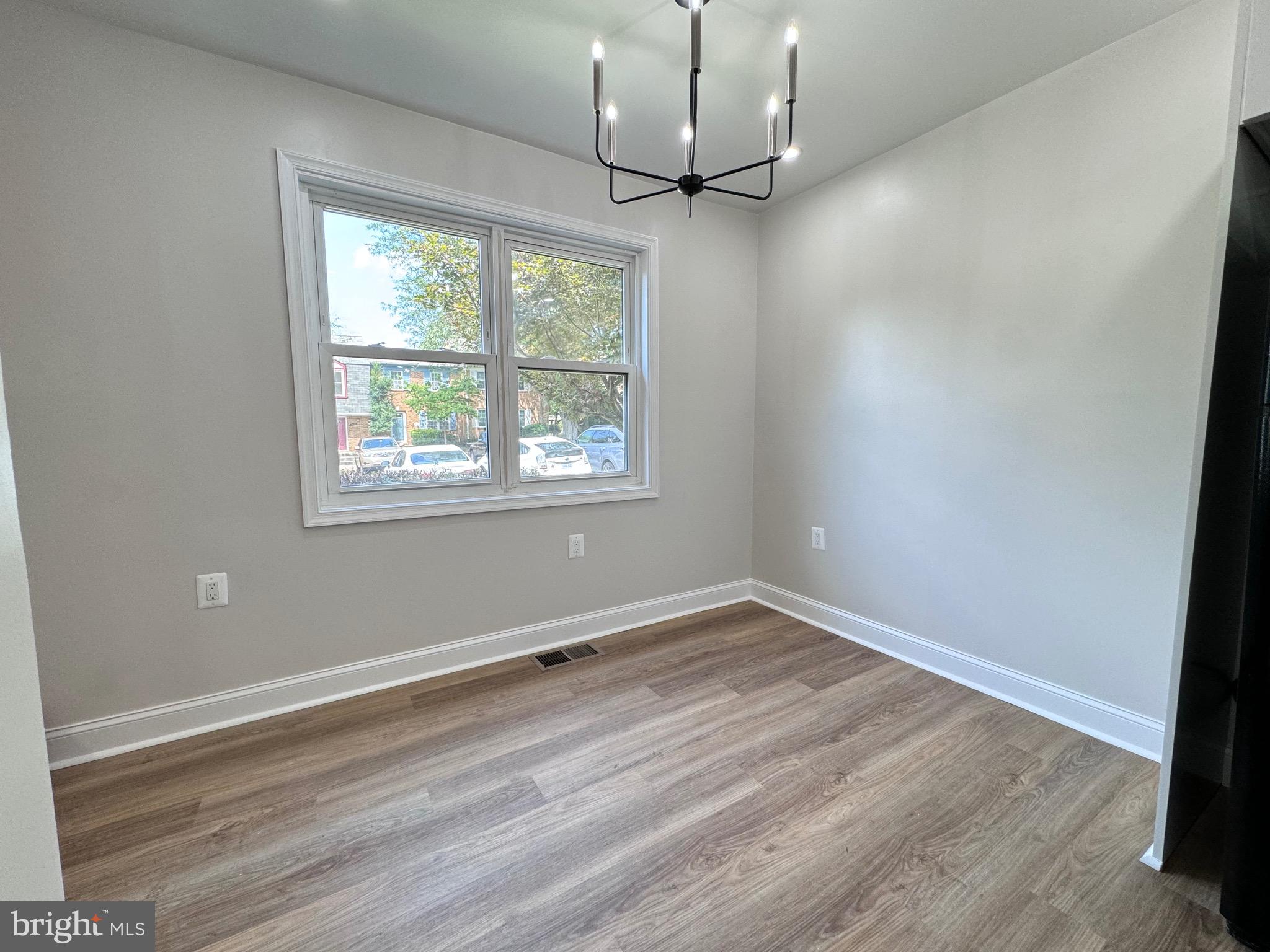 LAKEPOINTE - Residential Lease