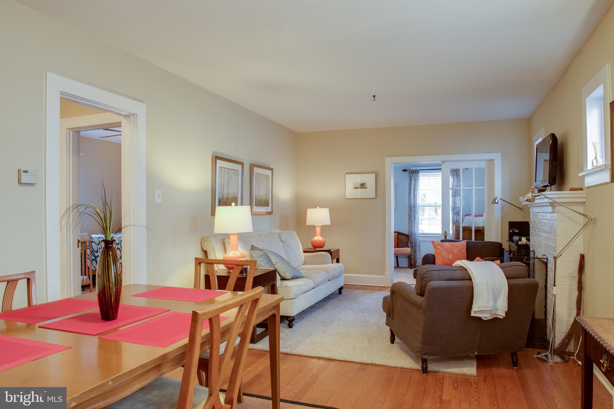 ROSEMONT/DEL RAY - Residential Lease