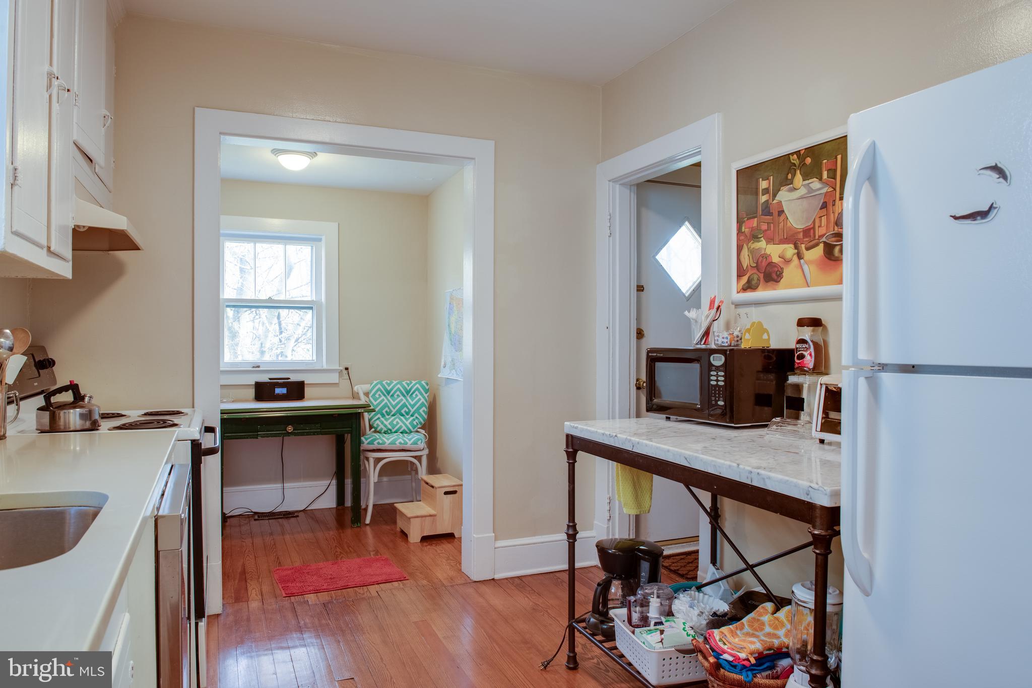 ROSEMONT/DEL RAY - Residential Lease